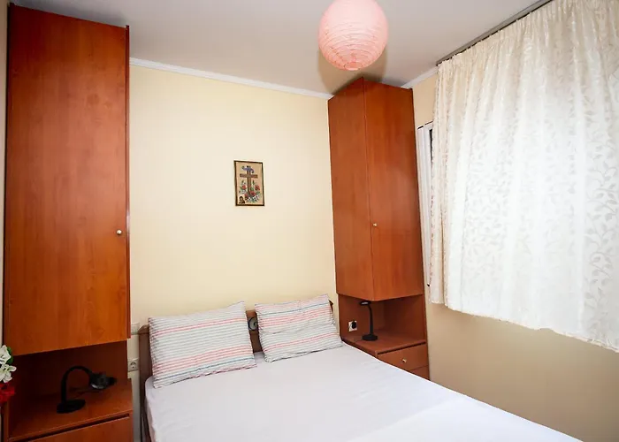 Spacious 2 Bd Detached House In Kefalonia W Patio *