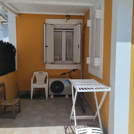Сasa de vacaciones Spacious 2 Bd Detached House In Kefalonia W Patio