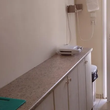 Сasa de vacaciones Spacious 2 Bd Detached House In Kefalonia W Patio Lixouri