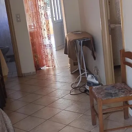 Spacious 2 Bd Detached House In Kefalonia W Patio