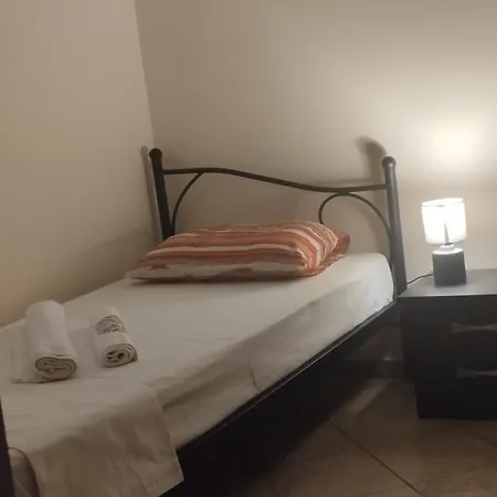 Spacious 2 Bd Detached House In Kefalonia W Patio