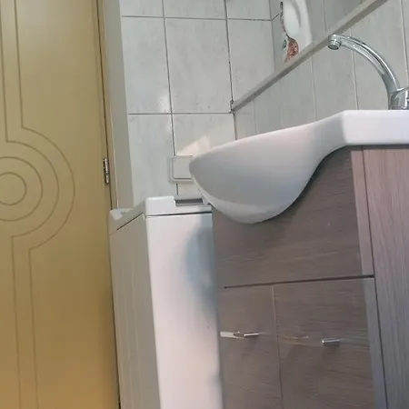 Spacious 2 Bd Detached House In Kefalonia W Patio * Lixouri