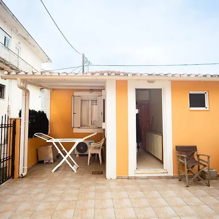 Spacious 2 Bd Detached House In Kefalonia W Patio 別荘 リクスリオン