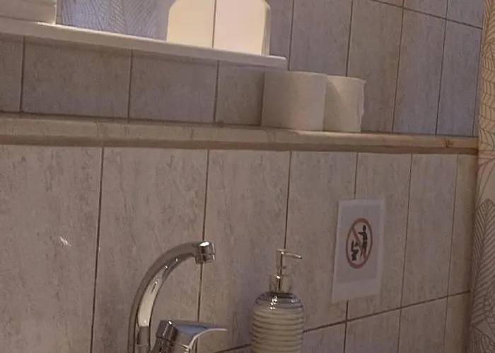 Spacious 2 Bd Detached House In Kefalonia W Patio