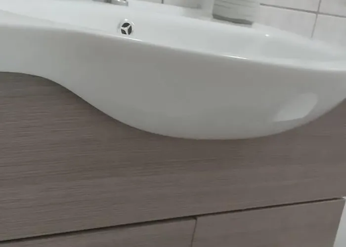 Spacious 2 Bd Detached House In Kefalonia W Patio *