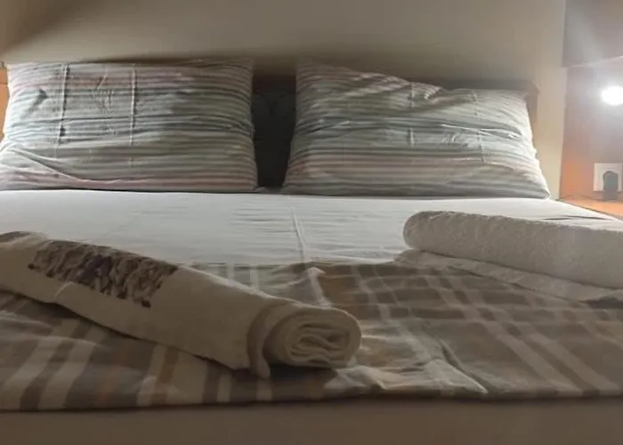 Spacious 2 Bd Detached House In Kefalonia W Patio Lixouri